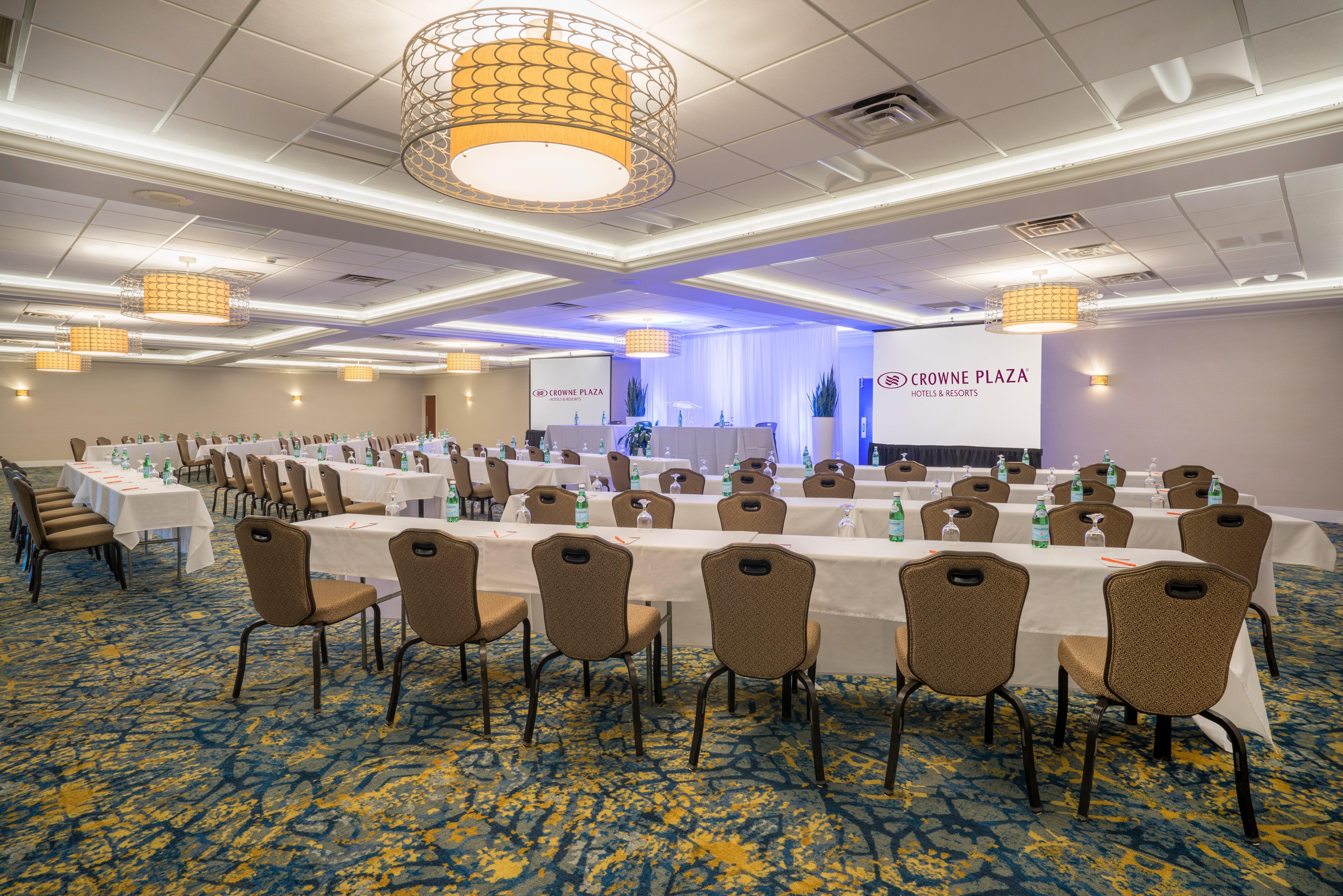 Crowne Plaza Hotel And Suites Pittsburgh South By Ihg Mt. Lebanon Extérieur photo