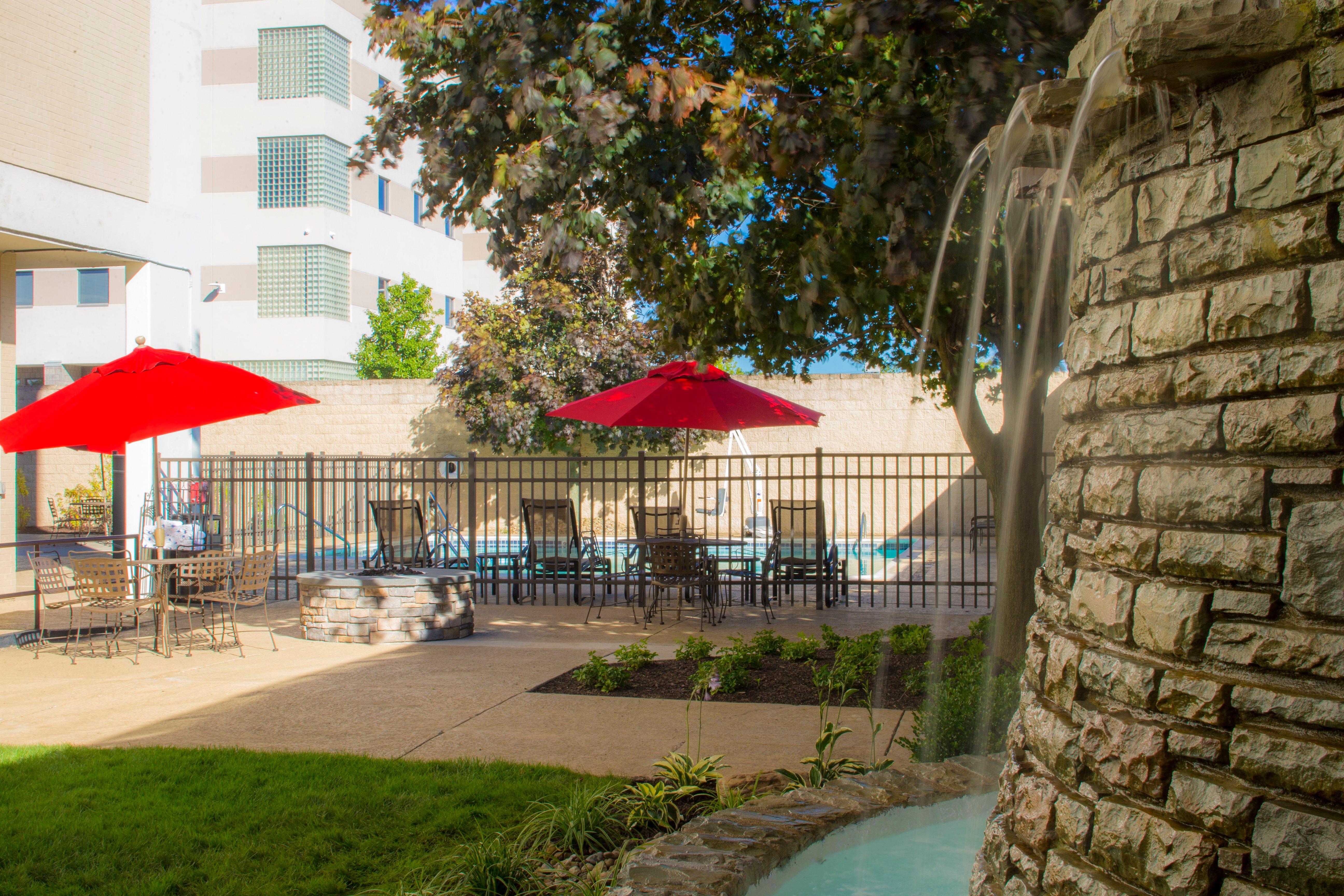 Crowne Plaza Hotel And Suites Pittsburgh South By Ihg Mt. Lebanon Extérieur photo